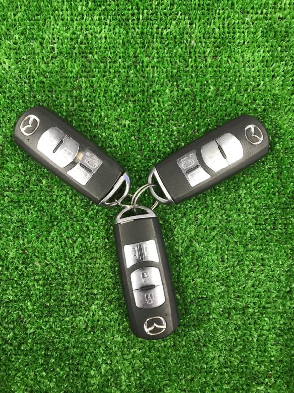 Ключ зажигания Mazda Biante (б/у)