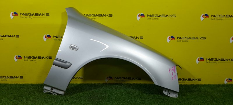 Крыло Toyota Progres JCG10 2003 переднее правое (б/у)