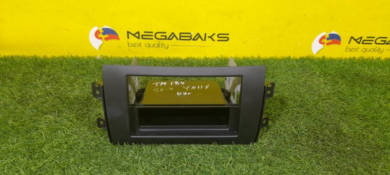 Консоль магнитофона Suzuki Sx4 YA11S M15A 2007 (б/у)