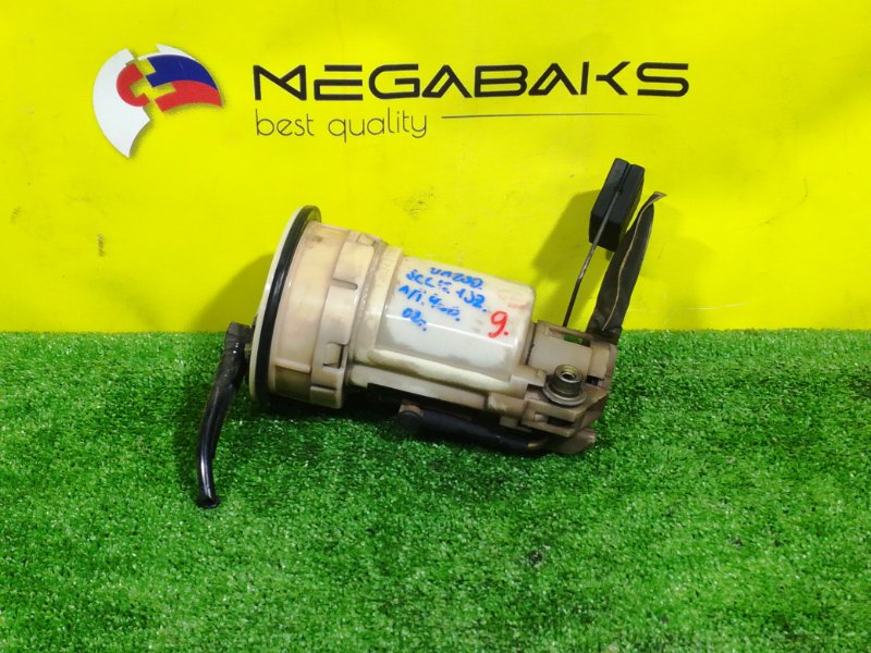 Топливный насос Toyota Progres JCG15 1JZ-FSE 2002 77020-22010 (б/у)