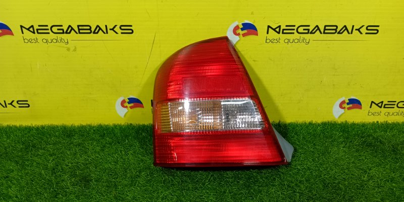 Стоп-сигнал Mazda Familia BJ5W ZL 2002 левый 220-61866 (б/у)