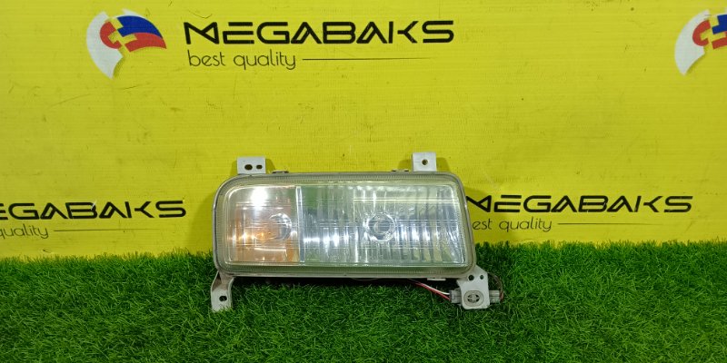 Туманка Daihatsu Terios Kid J111G правая 114-51878 (б/у)