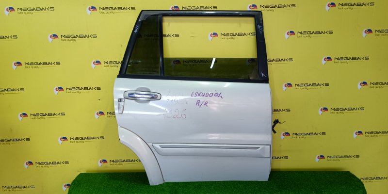 Дверь Suzuki Escudo TX92W 2001 задняя правая (б/у)