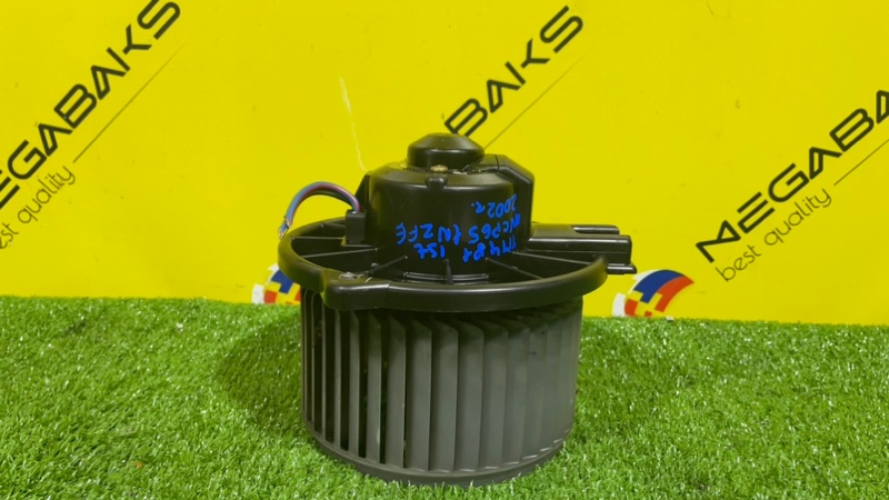 Мотор печки Toyota Ist NCP65 1NZ-FE 2002 (б/у)
