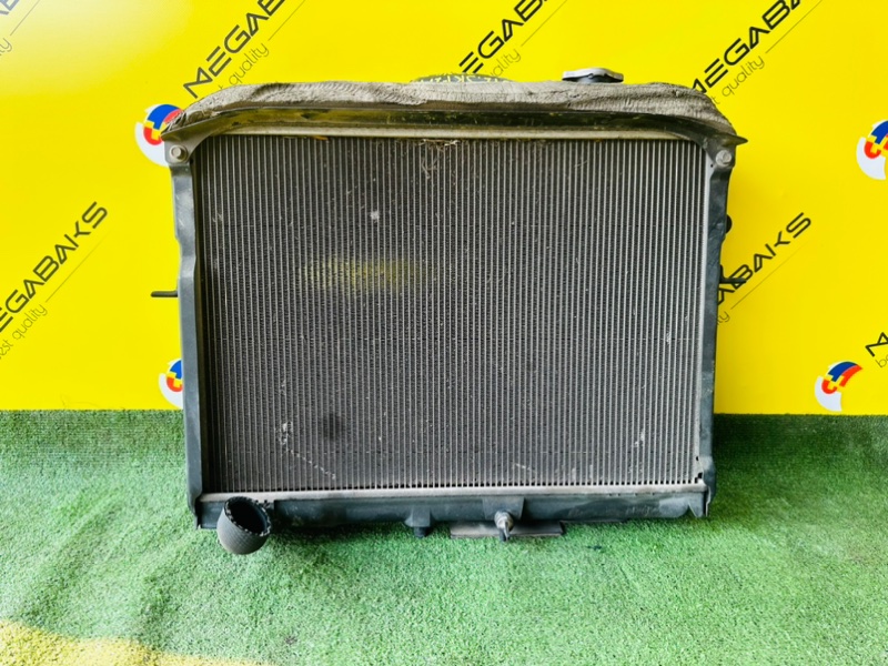 Радиатор основной Mazda Bongo SKF2M RF (б/у)