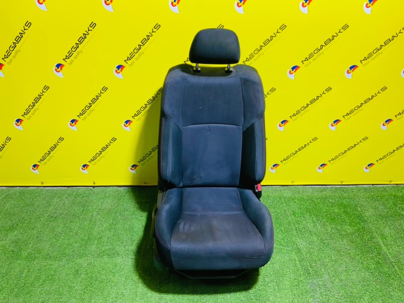 Сидение Toyota Vitz NCP130 переднее правое (б/у)