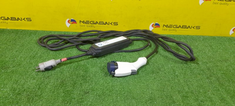 Зарядное устройство Nissan Leaf AZE0 EM57 (б/у)