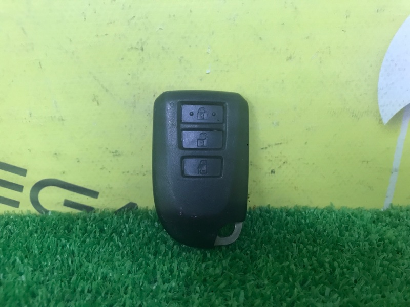 Ключ зажигания Toyota Spade NCP141 1NZ-FE 2012 (б/у)