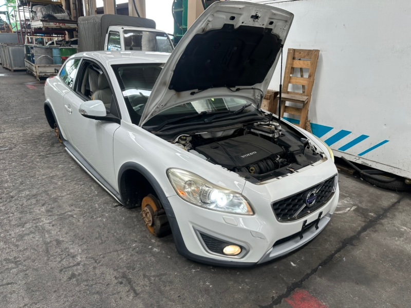 Nose cut Volvo C30 MK43 B4204S3 2011 (б/у)