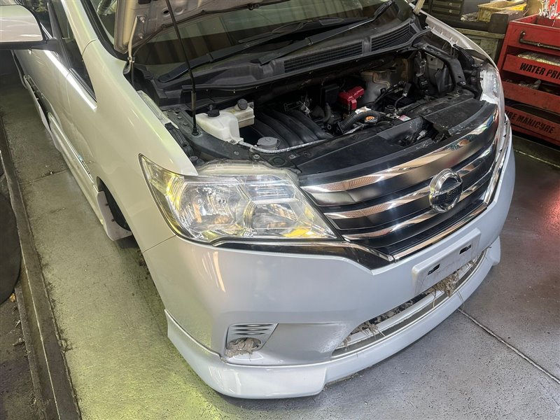 Губа Nissan Serena HFC26 MR20DD 2012 передняя (б/у)