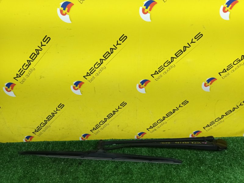 Дворник TOYOTA VITZ KSP130 1KR-FE 2013 (б/у)