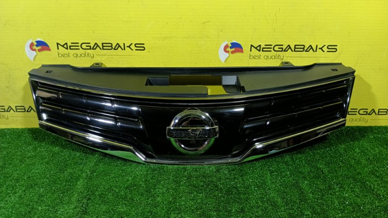 Решетка радиатора Nissan Note E11 HR15DE 2009 (б/у)