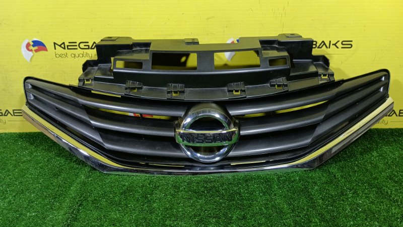 Решетка радиатора Nissan Note NE12 HR12DE 2014 (б/у)