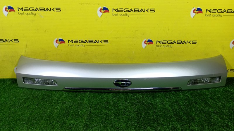 Накладка 5-й двери Subaru Legacy BP5 EJ203 2003 (б/у)