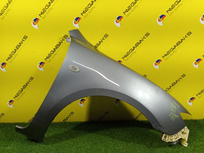 Крыло Mazda Axela BK5P ZY 2004 переднее правое SEDAN (б/у)