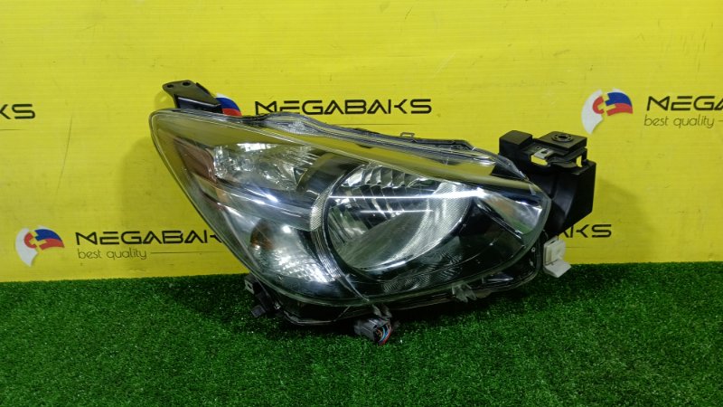 Фара Mazda Demio DJ3FS правая 100-18368 (б/у)