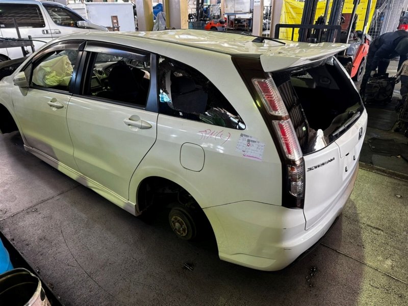 Спойлер Honda Stream RN6 R18A 2012 (б/у)