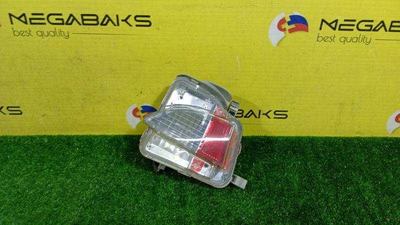 Катафот в бампер Toyota Ractis NSP120 1NR-FKE 2014 задний левый 52-215 (б/у)