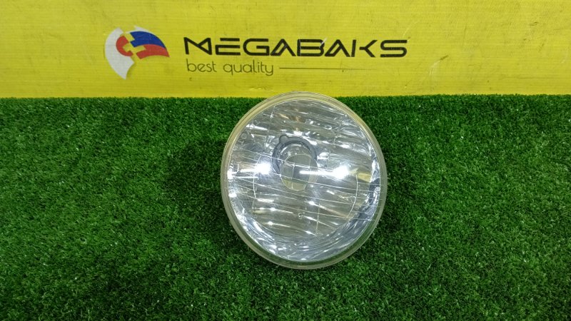 Туманка Toyota Noah AZR65 правая 13-42 (б/у)