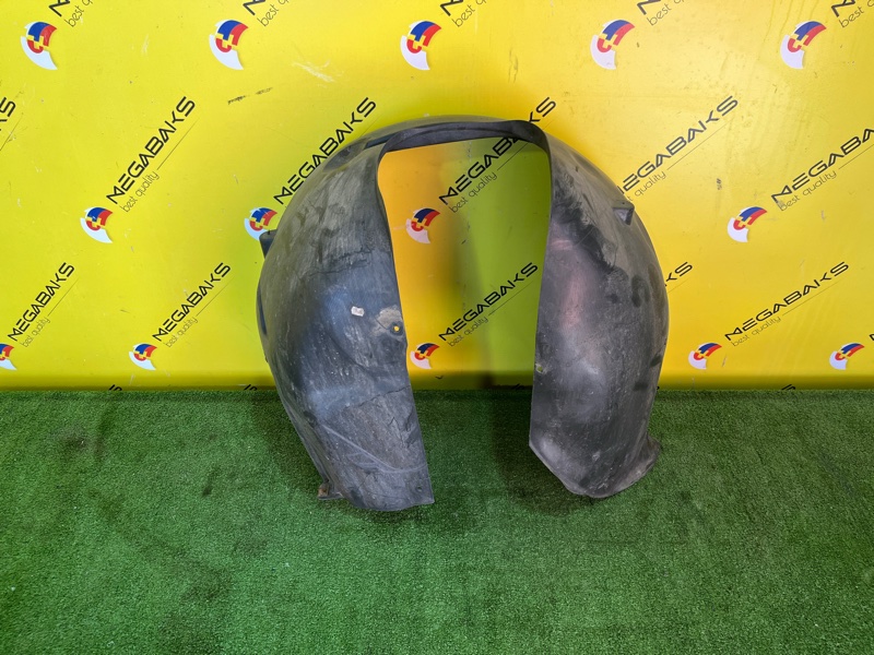 Подкрылок VOLVO V50 MW66 B5244S4 2006 передний правый (б/у)