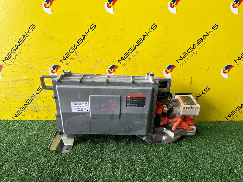 Блок управления зарядкой NISSAN LEAF ZE0 EM61 2011 (б/у)