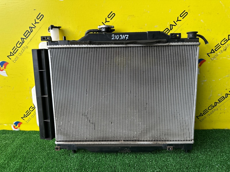 Радиатор основной MAZDA DEMIO DJ3FS (б/у)