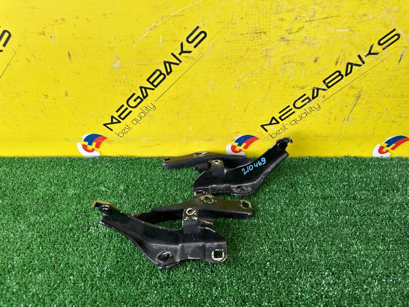 Петля капота NISSAN STAGEA PNM35 VQ35DE 2006 (б/у)