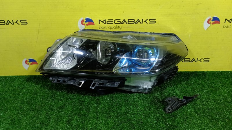 Фара SUZUKI ESCUDO YE21S M16A 2016 левая 100-18096 (б/у)