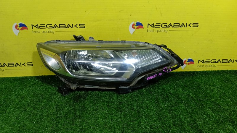 Фара HONDA FIT GP5 2015 правая W0349 (б/у)
