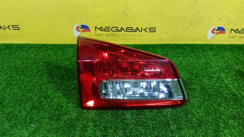 Стоп вставка NISSAN WINGROAD Y12 HR15DE 2006 левый 132-24857 (б/у)
