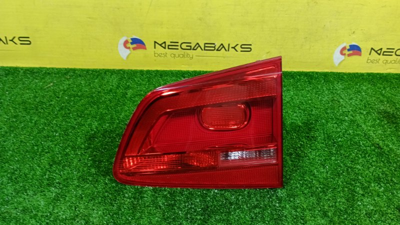 Стоп вставка VOLKSWAGEN TOURAN 1T CAV 2011 правый 2923 (б/у)
