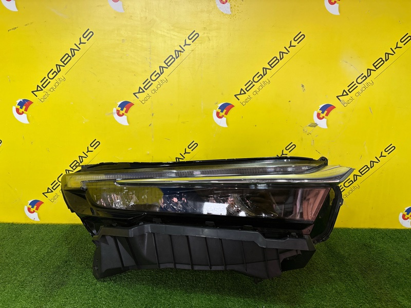 Фара HONDA CR-V ZC8 передняя правая W7174K (б/у)
