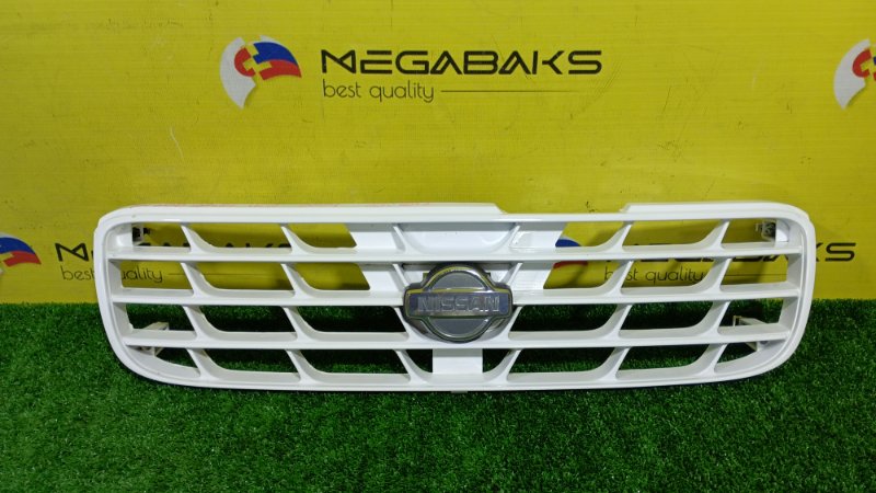 Решетка радиатора NISSAN EXPERT VW11 QG18DE 2004 (б/у)