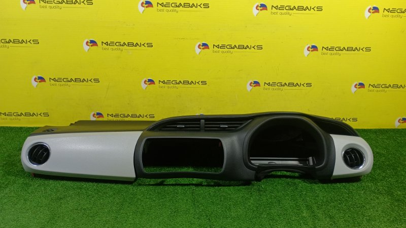Airbag пассажирский TOYOTA VITZ KSP130 2015 II MODEL (б/у)