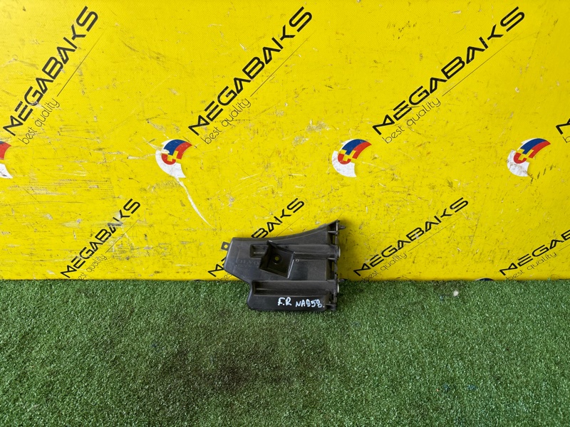 Крепление бампера VOLVO V60 FW48 B4164T 2012 переднее правое (б/у)