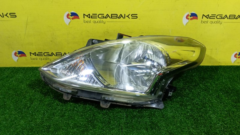 Фара NISSAN LATIO N17 левая W2063 (б/у)