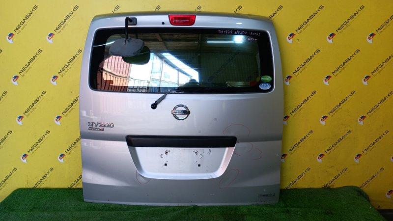 Дверь задняя NISSAN NV200 VM20 HR16DE 2013 (б/у)