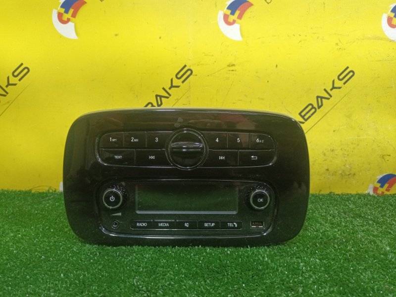 Магнитофон SMART FORFOUR C453 281920 2017 (б/у)