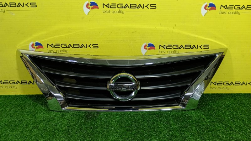 Решетка радиатора NISSAN LATIO N17 2015 (б/у)