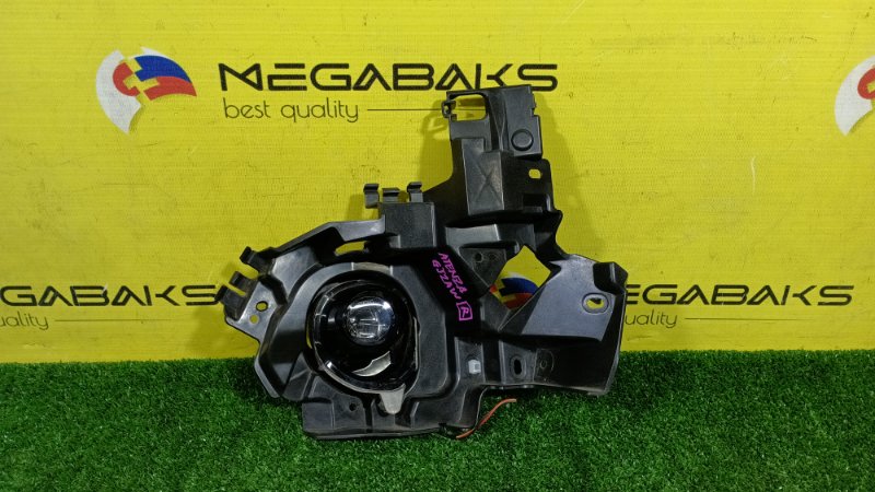Туманка MAZDA ATENZA GJ2AW 2016 правая 114-65101 (б/у)