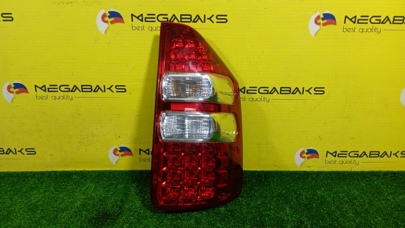 Стоп-сигнал TOYOTA NOAH ZRR70 3ZR-FAE 2012 правый 28-219 (б/у)