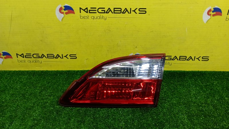 Стоп вставка MAZDA PREMACY CWFFW PE-VPS 2013 правый P9378 (б/у)