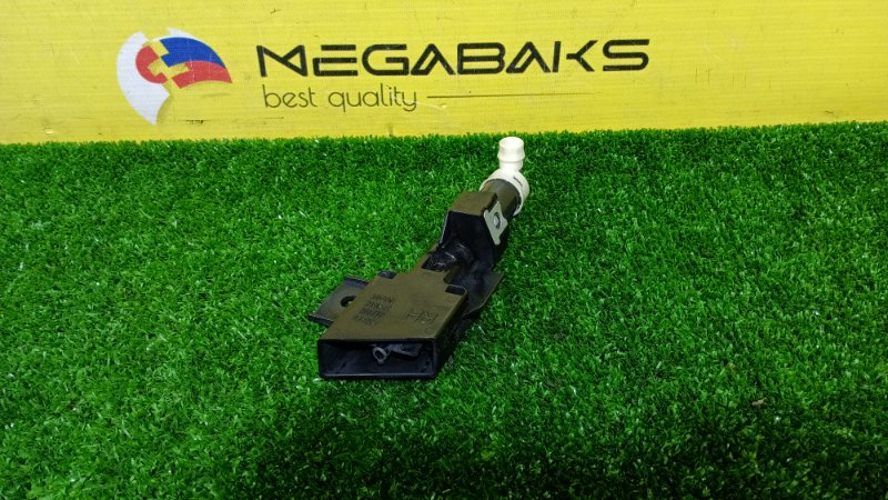 Форсунка омывателя SUBARU IMPREZA GP2 правая 60104 (б/у)