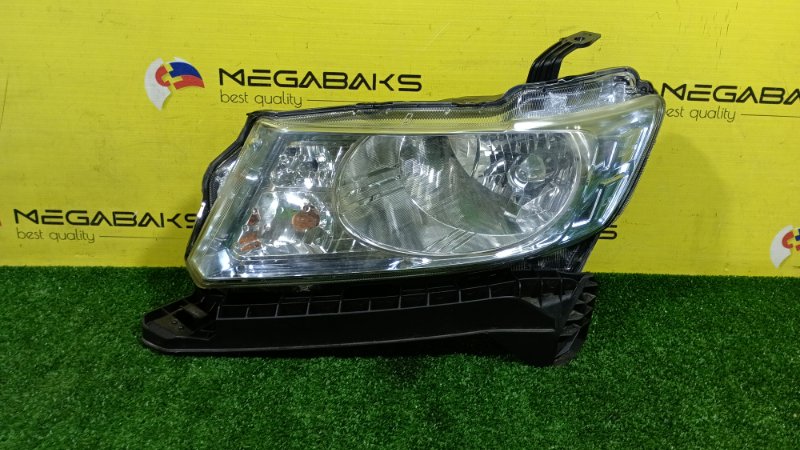 Фара HONDA FREED SPIKE GP3 2014 левая 100-22068, HYBRID (б/у)