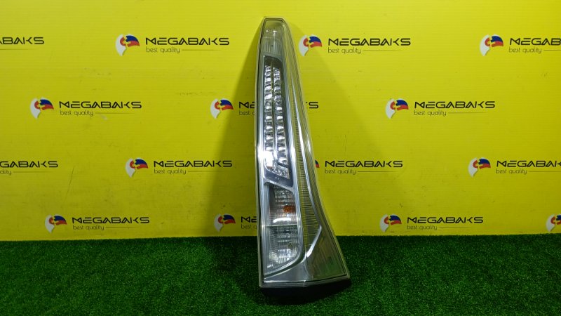 Стоп-сигнал NISSAN SERENA HC26 MR20DD 2014 правый 220-23438 (б/у)