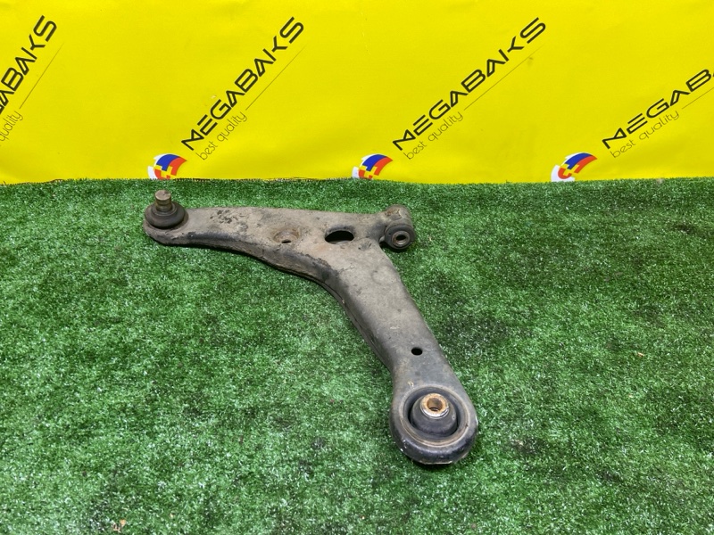 Рычаг MITSUBISHI LANCER CEDIA CS5W 4G93 передний левый (б/у)