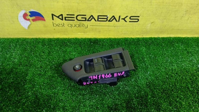 Блок управления стеклоподъемниками HONDA CIVIC EU3 D17A 2003 передний правый (б/у) Блок управления стеклоподъемниками HONDA CIVIC EU3 D17A 2003 передний правый (б/у)