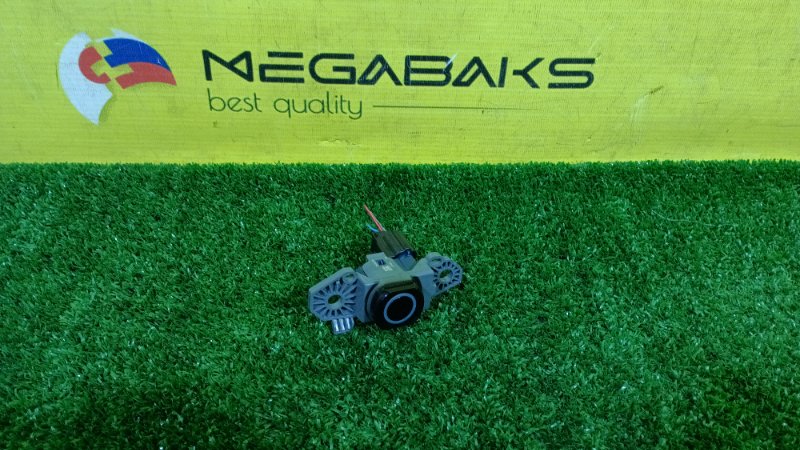 Датчик парктроника MITSUBISHI ECLIPSE CROSS GL3W 4B12 2023 передний (б/у) Датчик парктроника MITSUBISHI ECLIPSE CROSS GL3W 4B12 2023 передний (б/у)