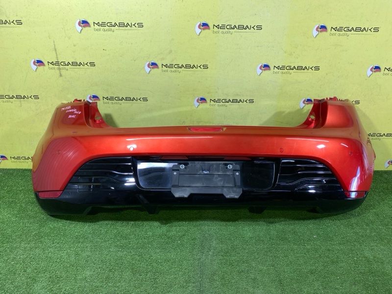 Бампер RENAULT CLIO BH98 H5F 2014 задний (б/у) Бампер RENAULT CLIO BH98 H5F 2014 задний (б/у)