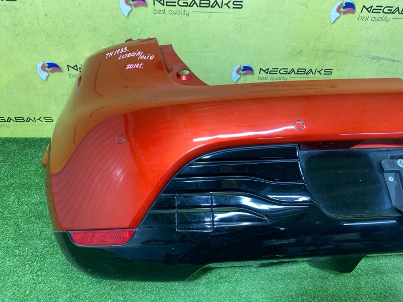 Бампер RENAULT CLIO BH98 H5F 2014 задний (б/у) Бампер RENAULT CLIO BH98 H5F 2014 задний (б/у)